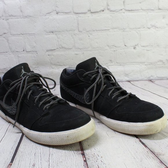 Nike Air Jordan Retro V.1 Black Leather Mesh Low Top Street Sneakers US 11 - Picture 3 of 9